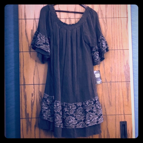 Robbie Bee Dress! - Picture 1 of 5
